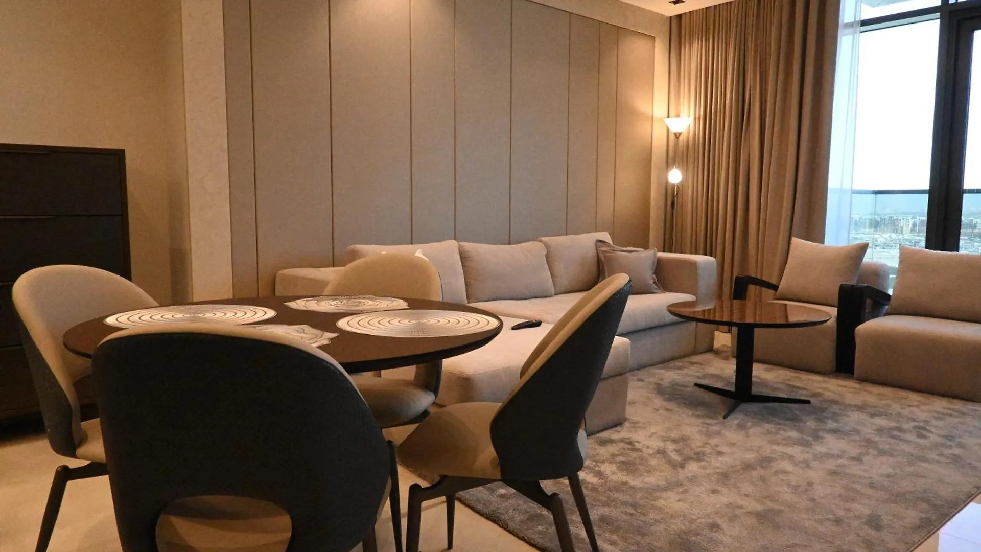 Modern 2Bhk In Business Bay L Close To Paramount And Sls Hotels Dubai