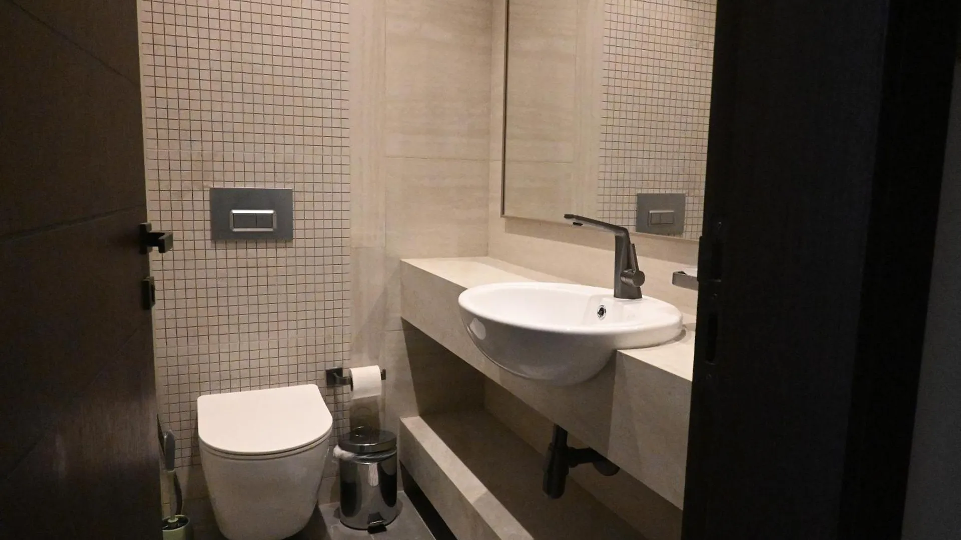 Apartment Modern 2Bhk In Business Bay L Close To Paramount And Sls Hotels Dubai