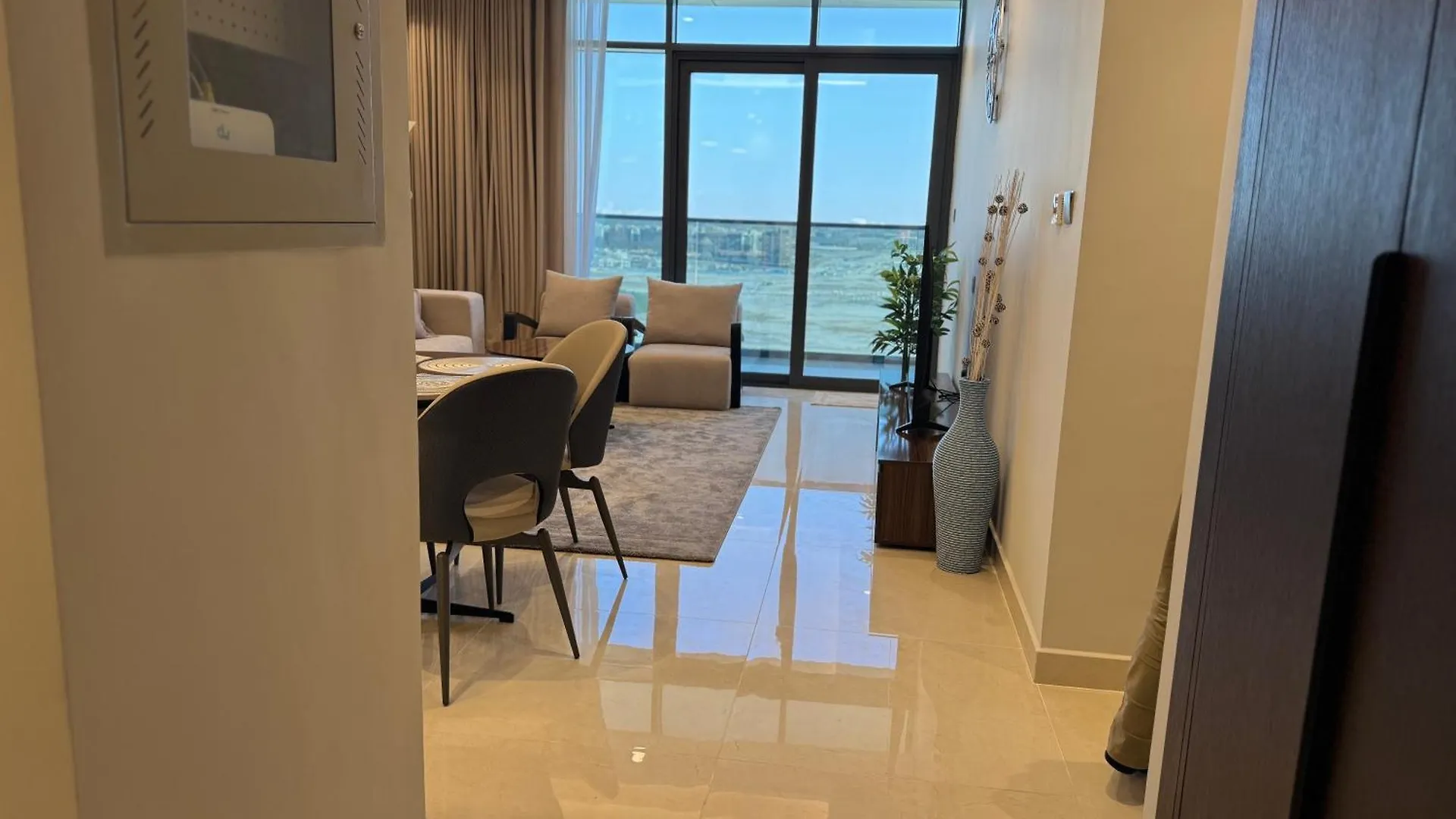 Modern 2Bhk In Business Bay L Close To Paramount And Sls Hotels Dubai