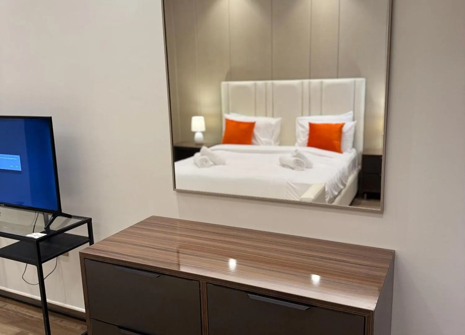 Apartment Modern 2Bhk In Business Bay L Close To Paramount And Sls Hotels Dubai