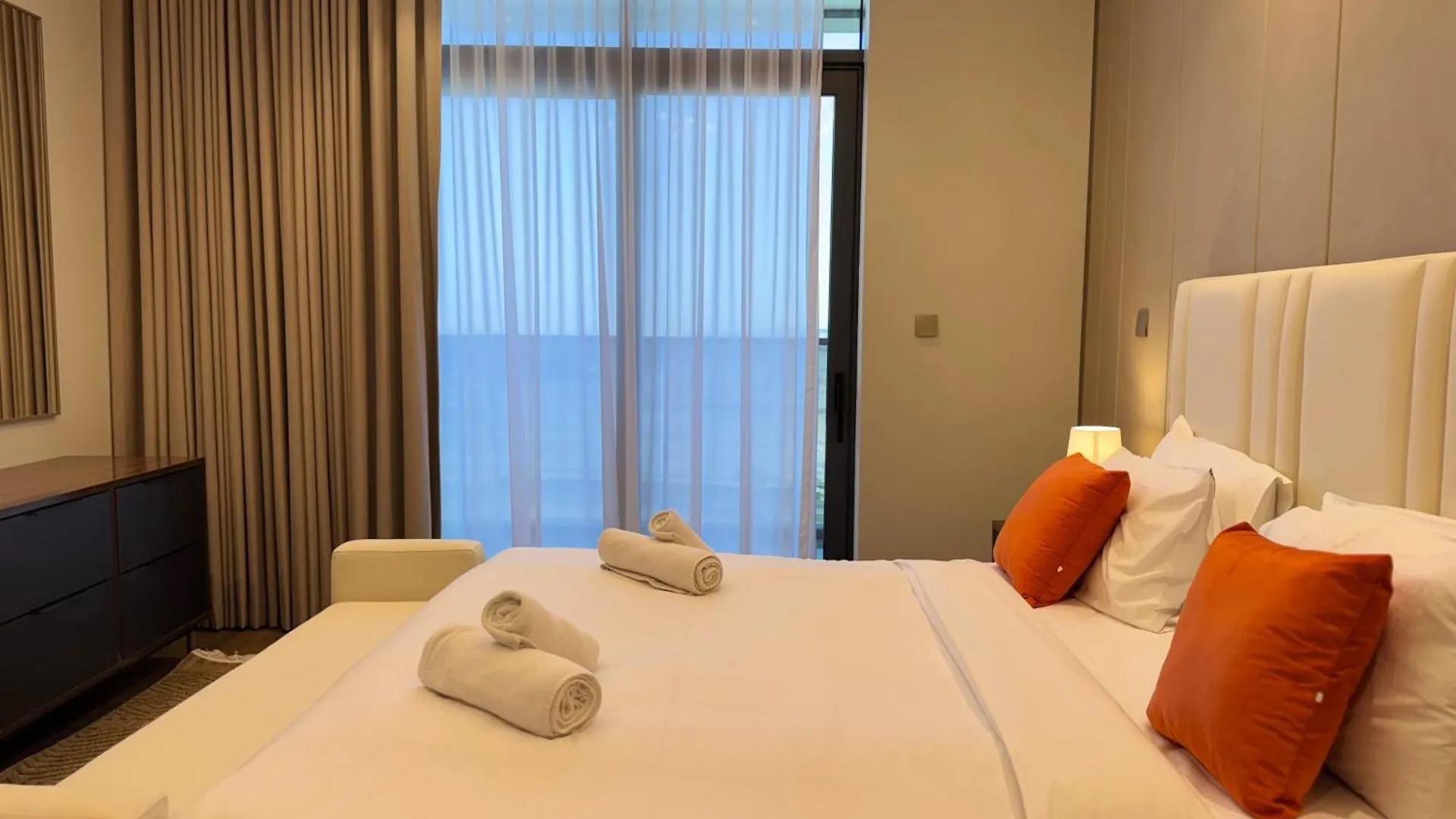 Apartman Modern 2Bhk In Business Bay L Close To Paramount And Sls Hotels Dubaj