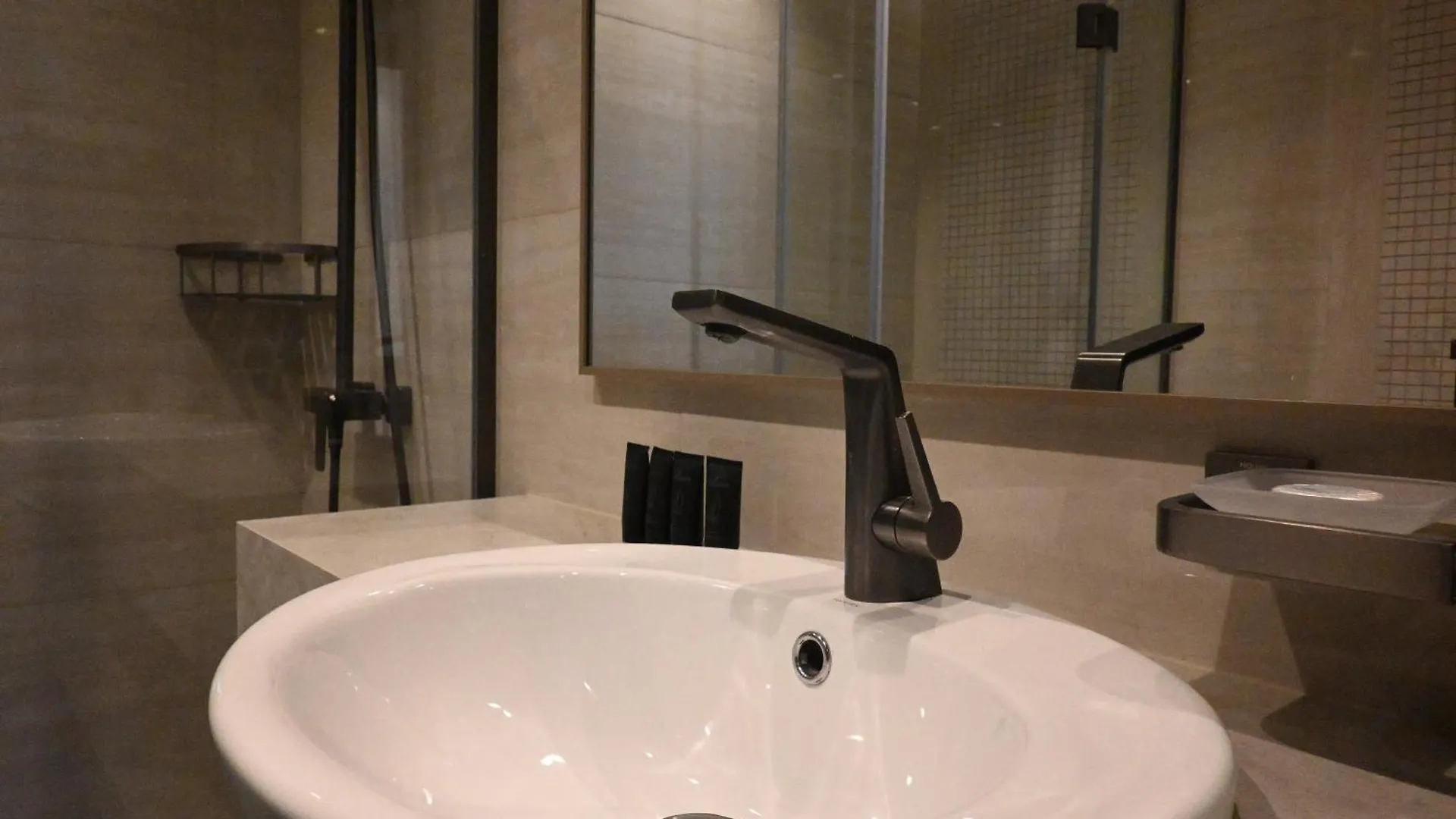 Apartman Modern 2Bhk In Business Bay L Close To Paramount And Sls Hotels Dubaj Egyesült Arab Emírségek