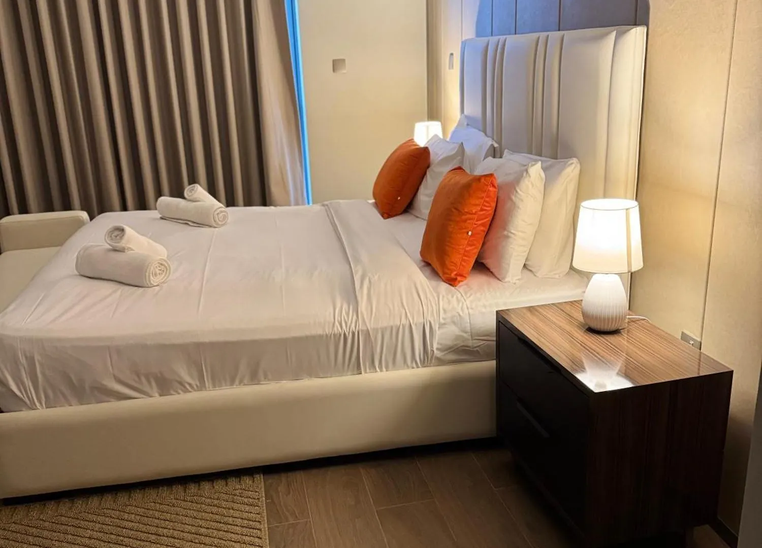 Modern 2Bhk In Business Bay L Close To Paramount And Sls Hotels Dubaj Egyesült Arab Emírségek
